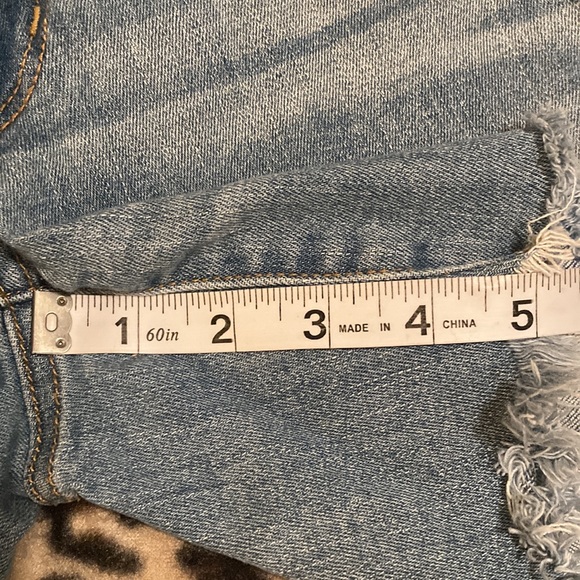 2 for $25 AMERICAN EAGLE JEAN Shorts Women’s Size 6 AE Midi Distressed Raw Hem - Picture 12 of 12